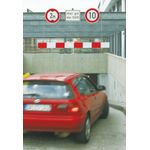 Height Restriction Bar 2500 Red/Wht