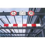 Height Restriction Bar 3000 Red/Wht