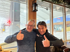 Duimpies omhoog zoals gewoonlijk