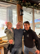 Kijk.. Opa met zijn oude collega