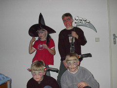 24-11-2001 Haloween + Daniel Ribbens